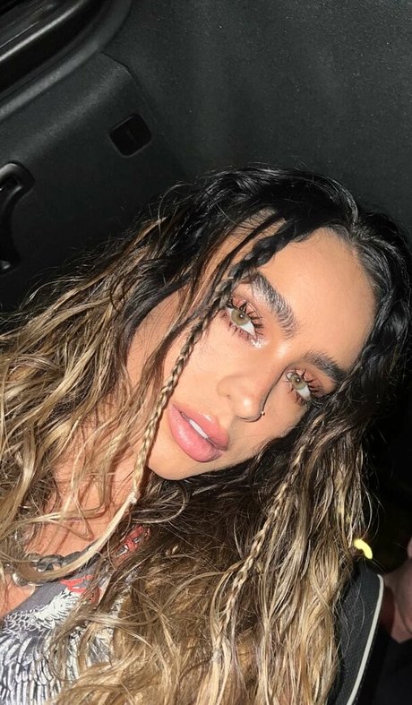 Sommer Ray