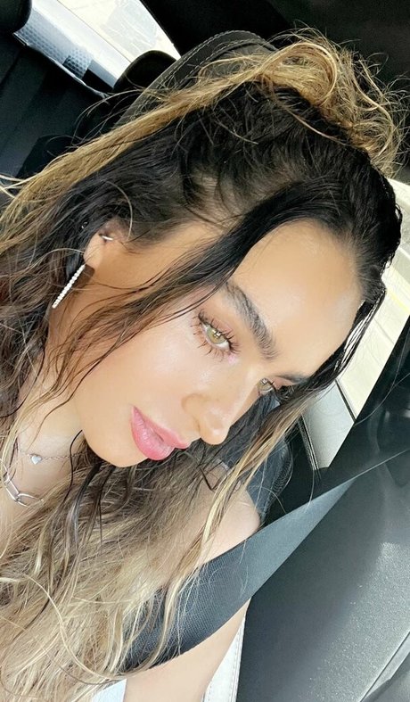 Sommer Ray