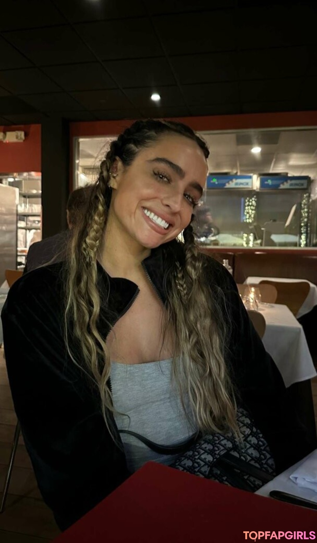 Nahá fotka uniklých OnlyFans od Sommer Ray #1770