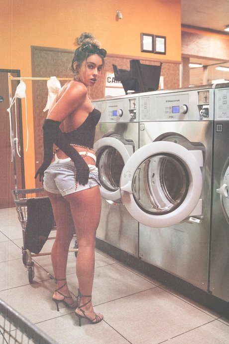 Sommer Ray