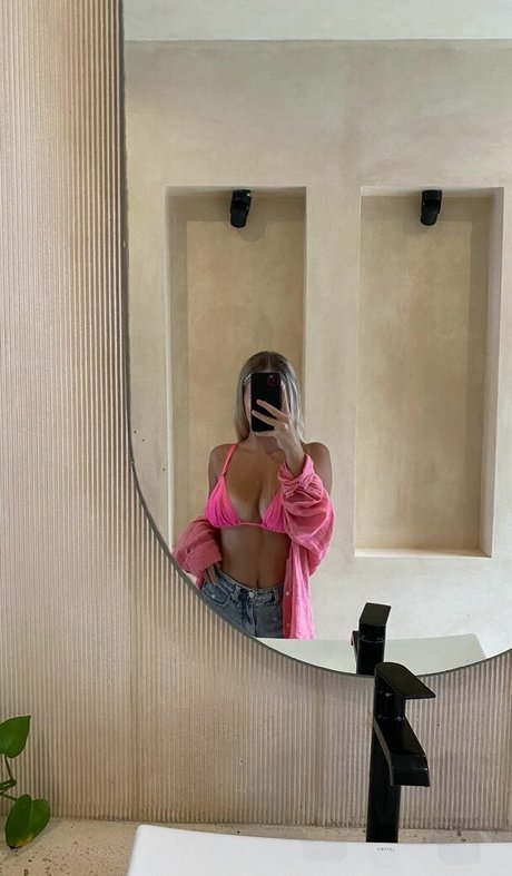 Nacktes geleaktes OnlyFans-Foto von Sol Aguilera
