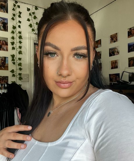 Chelsealeigh