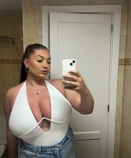 Chelsealeigh