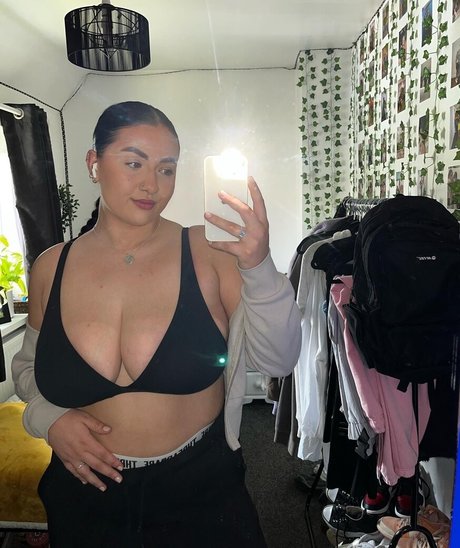 Nagie wyciekłe zdjęcie OnlyFans od Chelsealeigh