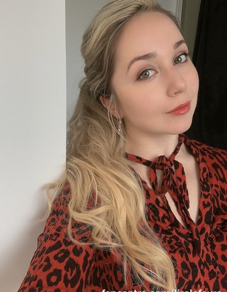 Foto nua vazada do OnlyFans de Lisa Lefevre