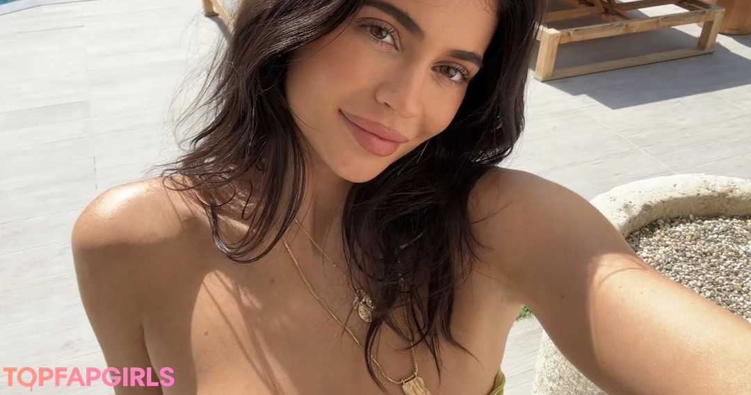 Nahá fotka uniklých OnlyFans od Kylie Jenner #1275