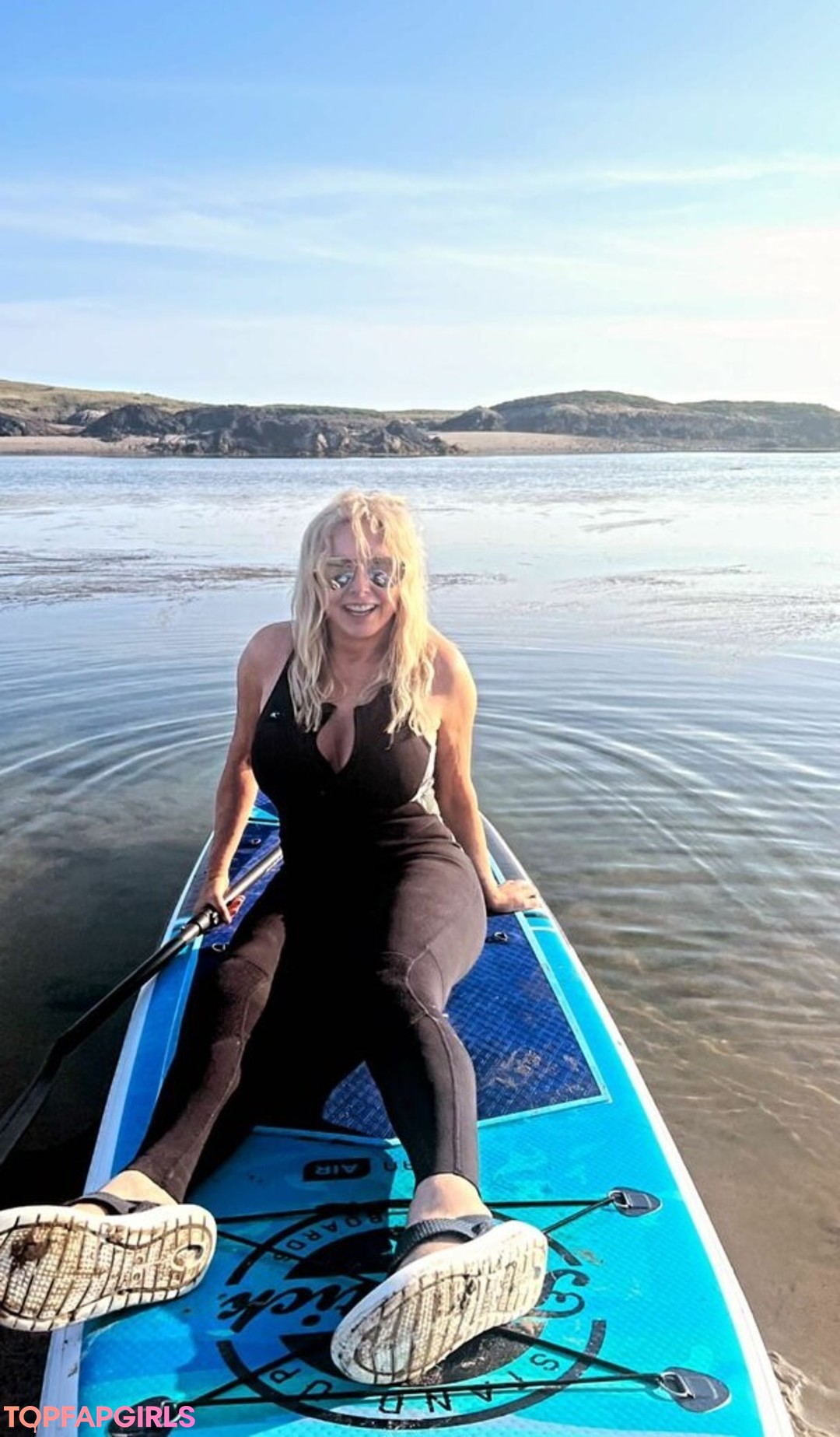 Nahá fotka uniklých OnlyFans od Carol Vorderman #1103