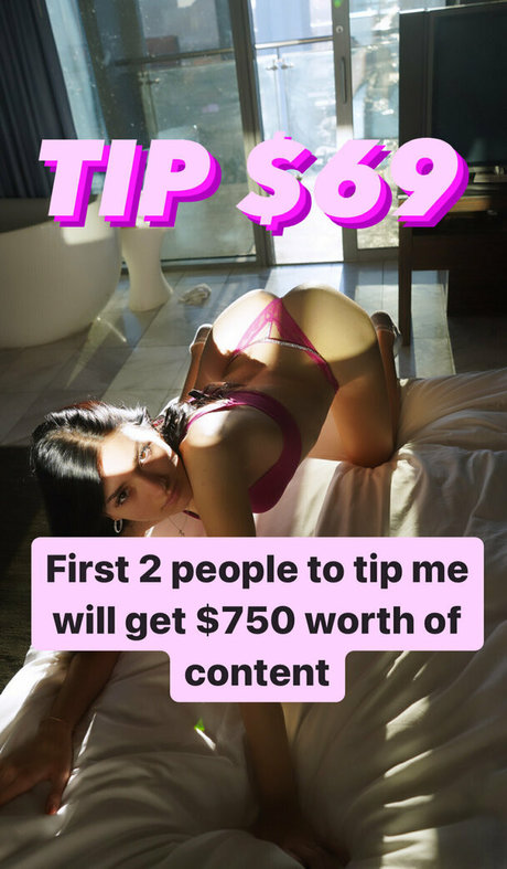 Naken läckt OnlyFans-bild av Sillababe