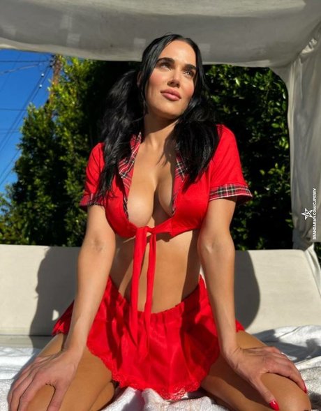Обнаженная фотография утечки OnlyFans от Wwe Lana