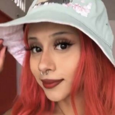 Foto desnuda filtrada de OnlyFans de Kitt3nluvrr