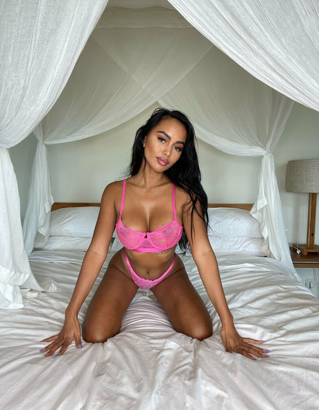 Sexypetiteasiangirl