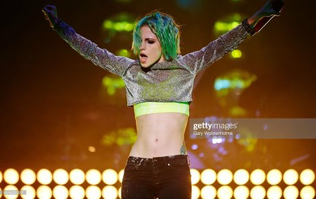 Обнаженная фотография утечки OnlyFans от Hayley Williams