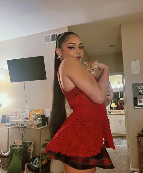 Avani Gregg