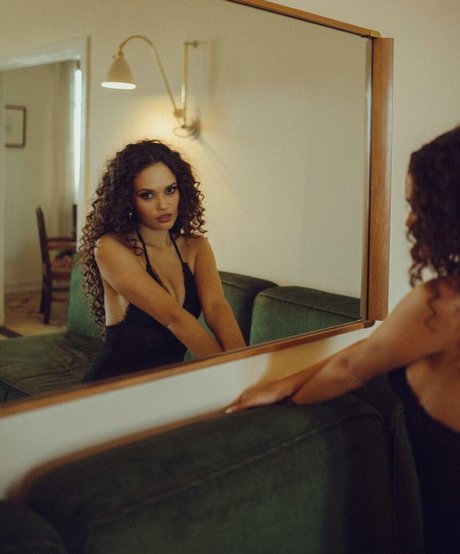 Naken lekkede OnlyFans-bilde av Madison Pettis