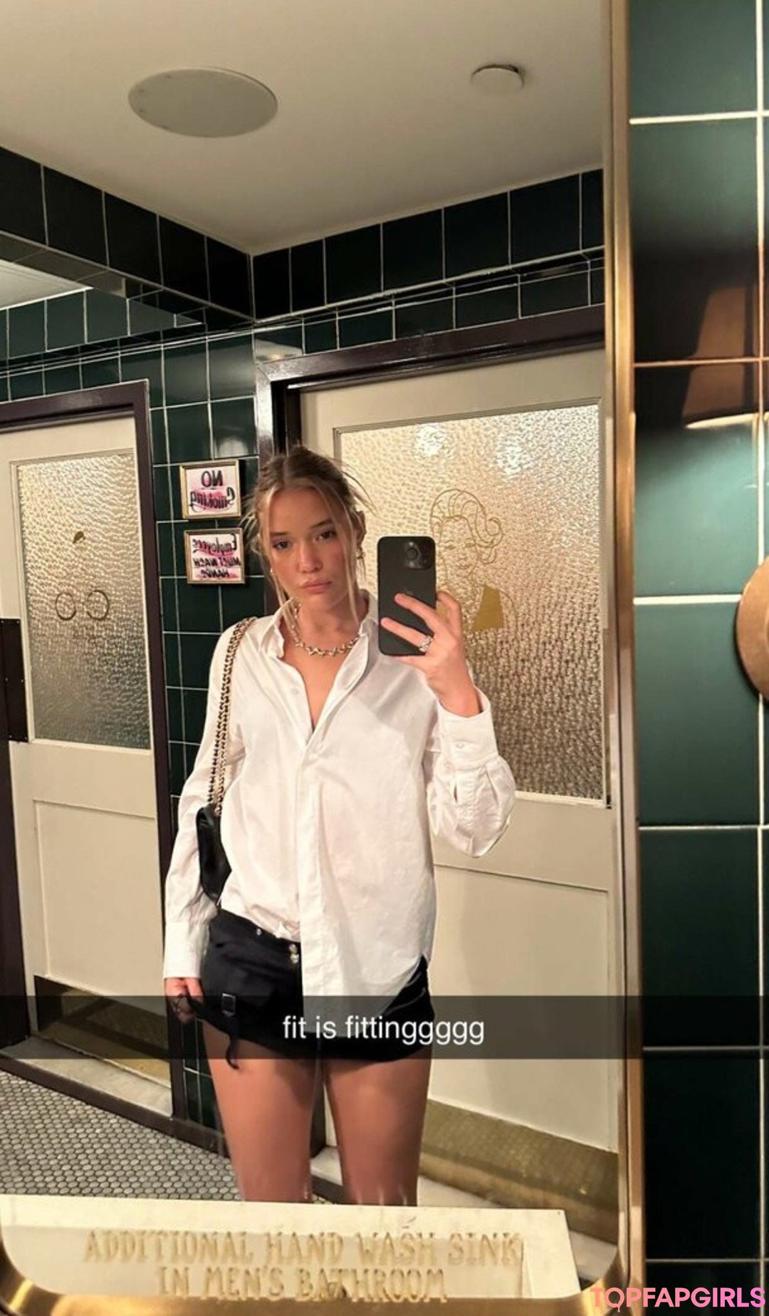 Naken lekkede OnlyFans-bilde av Olivia Ponton #1084