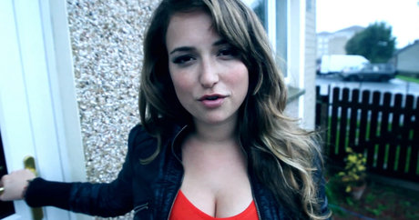 Milana Vayntrub
