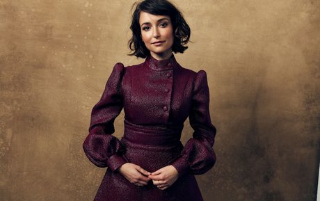Milana Vayntrub