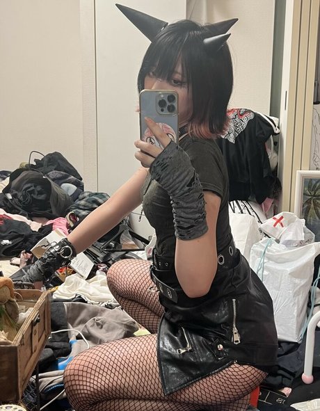 Naken läckt OnlyFans-bild av Mezasekyonyu