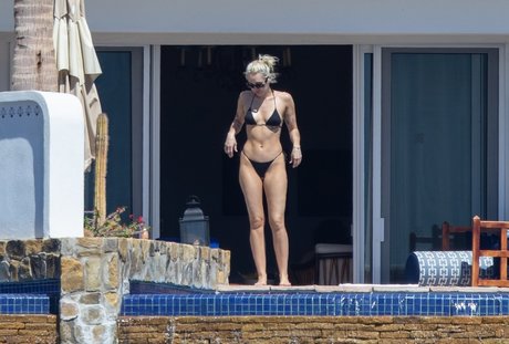 Naken läckt OnlyFans-bild av Miley Cyrus