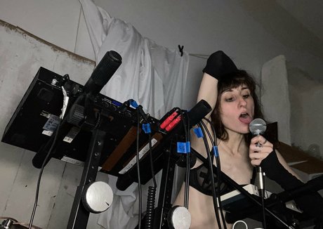 Nacktes geleaktes OnlyFans-Foto von Kyvoss