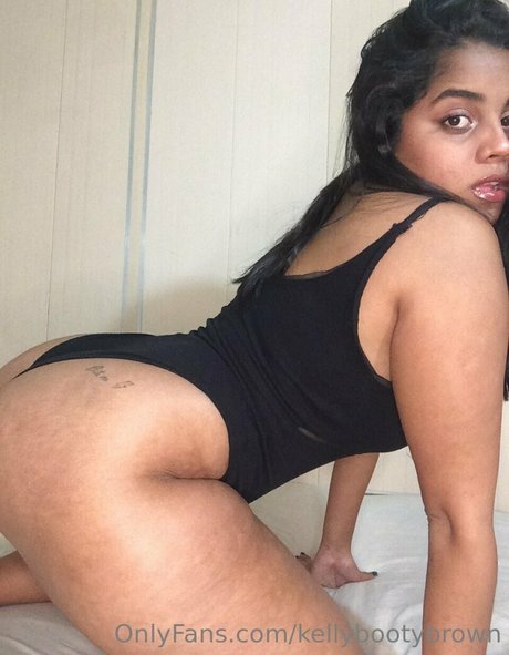 Nahá fotka uniklých OnlyFans od Kellybootybrown