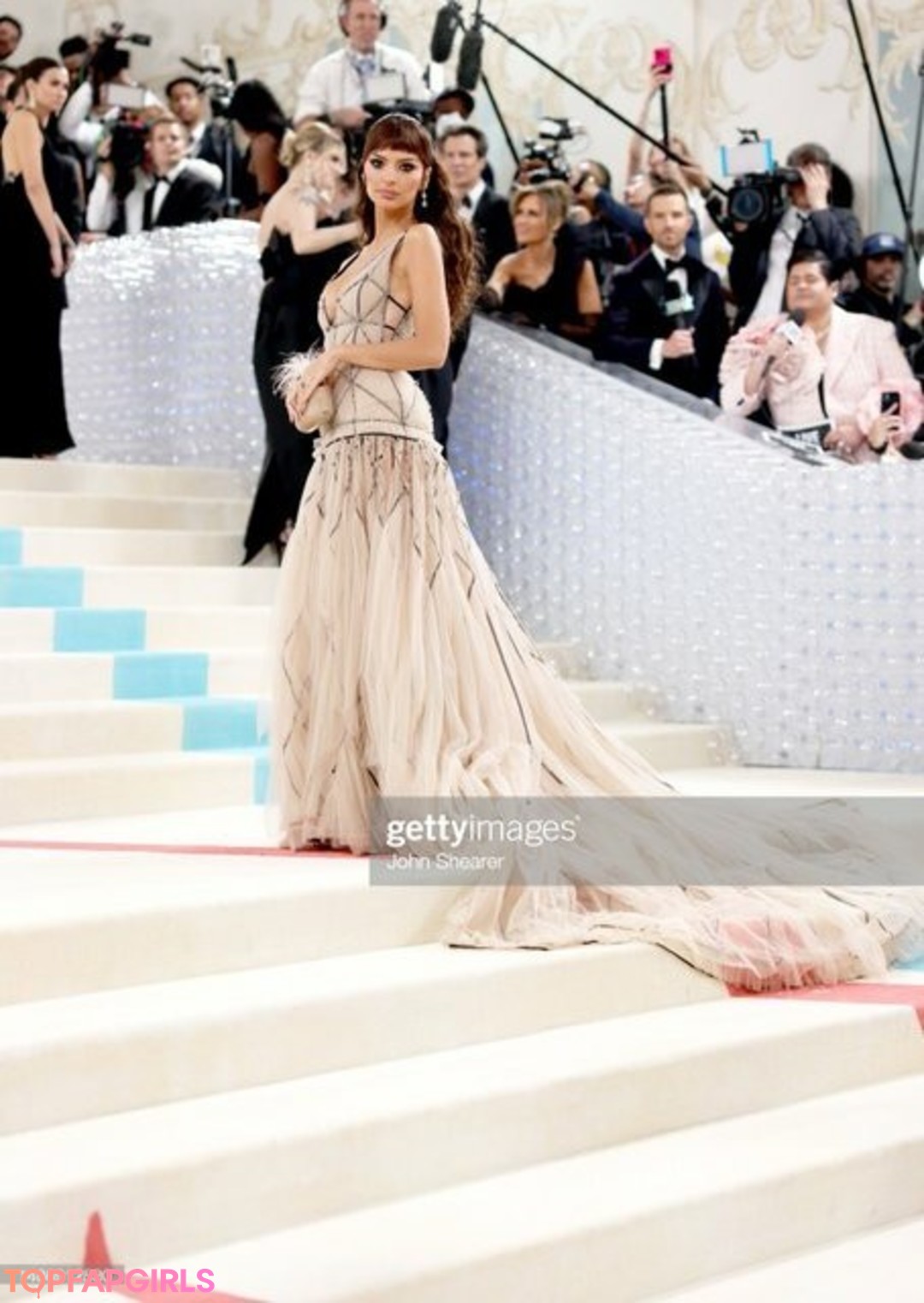 Nahá fotka uniklých OnlyFans od Emily Ratajkowski #1556