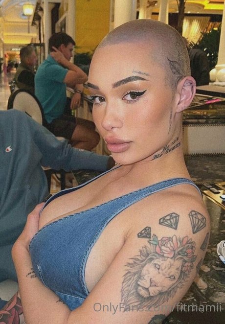 Nacktes geleaktes OnlyFans-Foto von Destinicreams