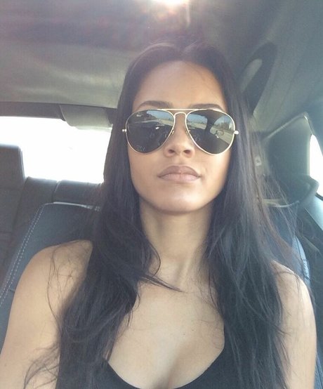 Naken läckt OnlyFans-bild av Tristin Mays
