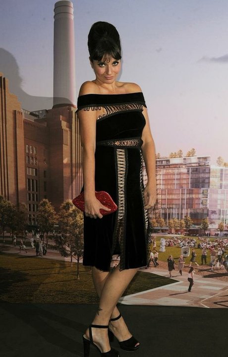 Gizzi Erskine