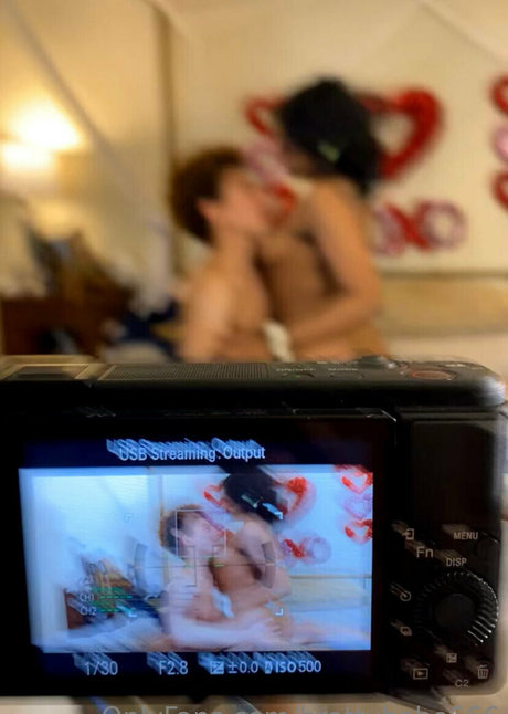 Naken läckt OnlyFans-bild av Brattybabe666