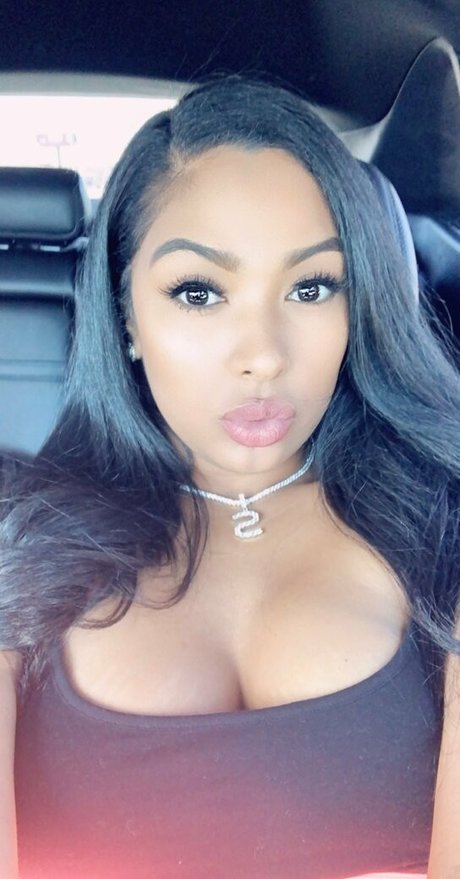 Naken lekkede OnlyFans-bilde av Sashasfree