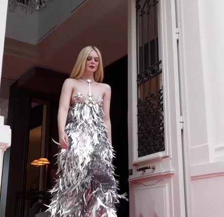 Elle Fanning