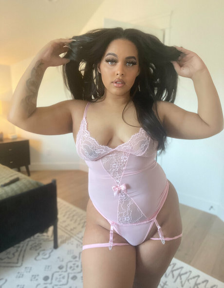 Livinwithloren OnlyFans泄露裸照