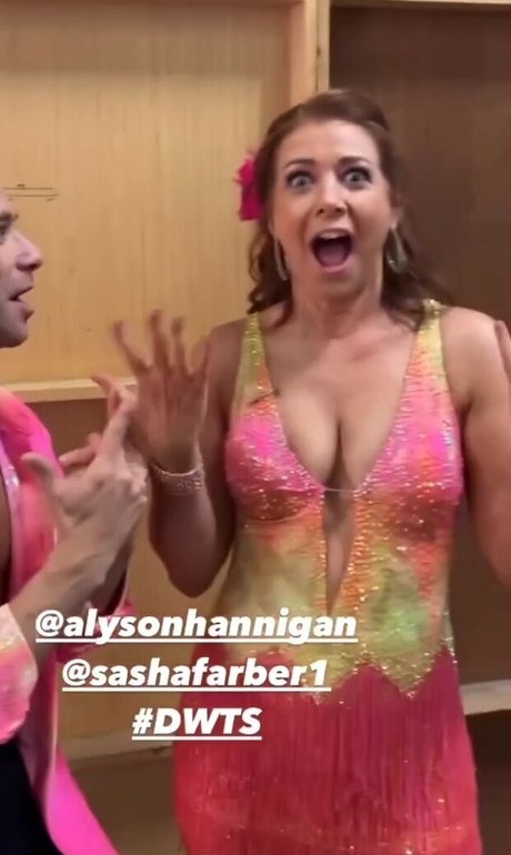 Nahá fotka uniklých OnlyFans od Alyson Hannigan