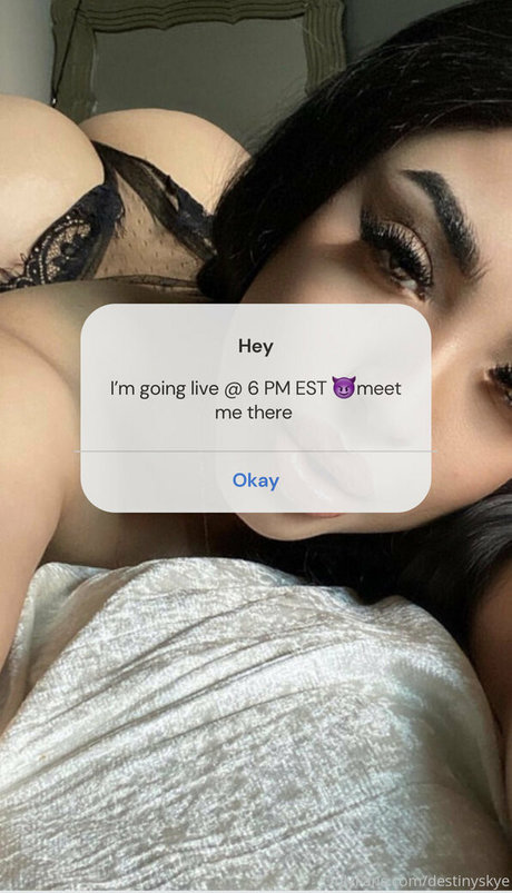 Naken lekkede OnlyFans-bilde av Destinyskye