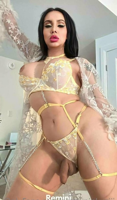 Nahá fotka uniklých OnlyFans od Prettypinkuziii