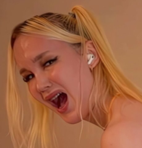 Blondelashes19