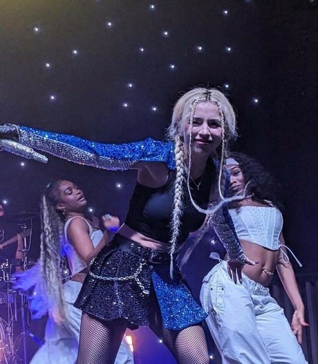 Ava Max