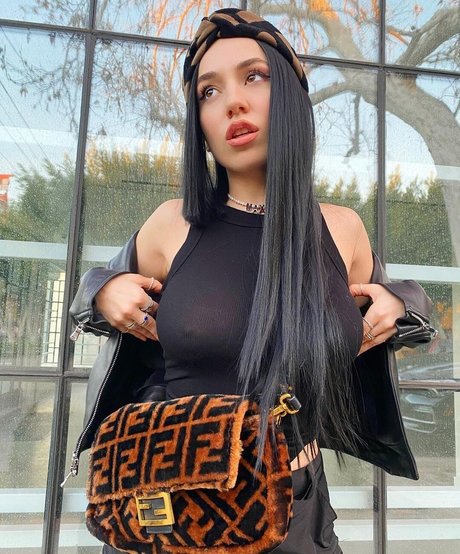 Ava Max