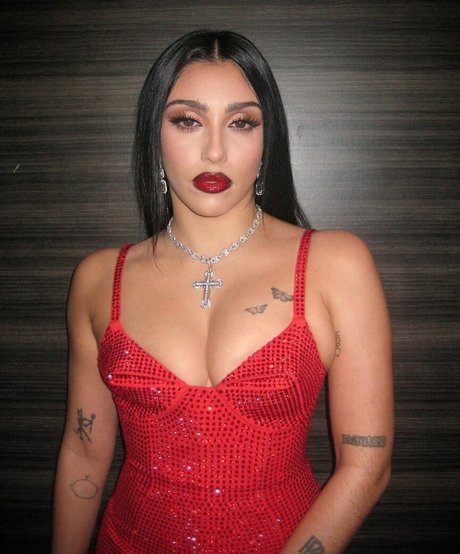 Lourdes Leon
