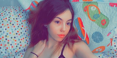Pintsizejenna OnlyFans