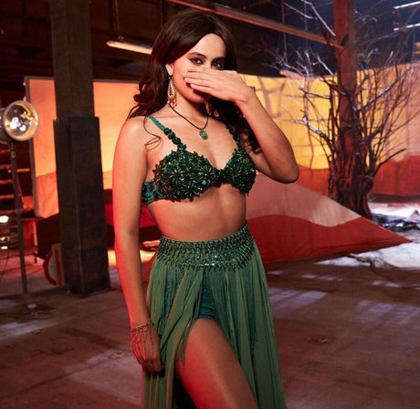 Nahá fotka uniklých OnlyFans od Yasmin Ali Yassine