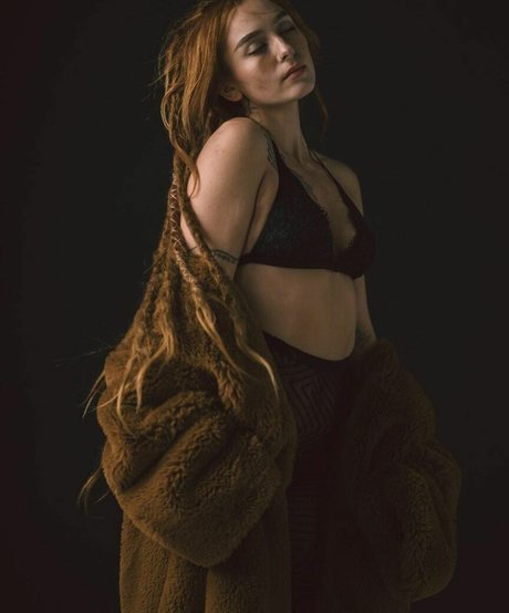 Eliza Grace