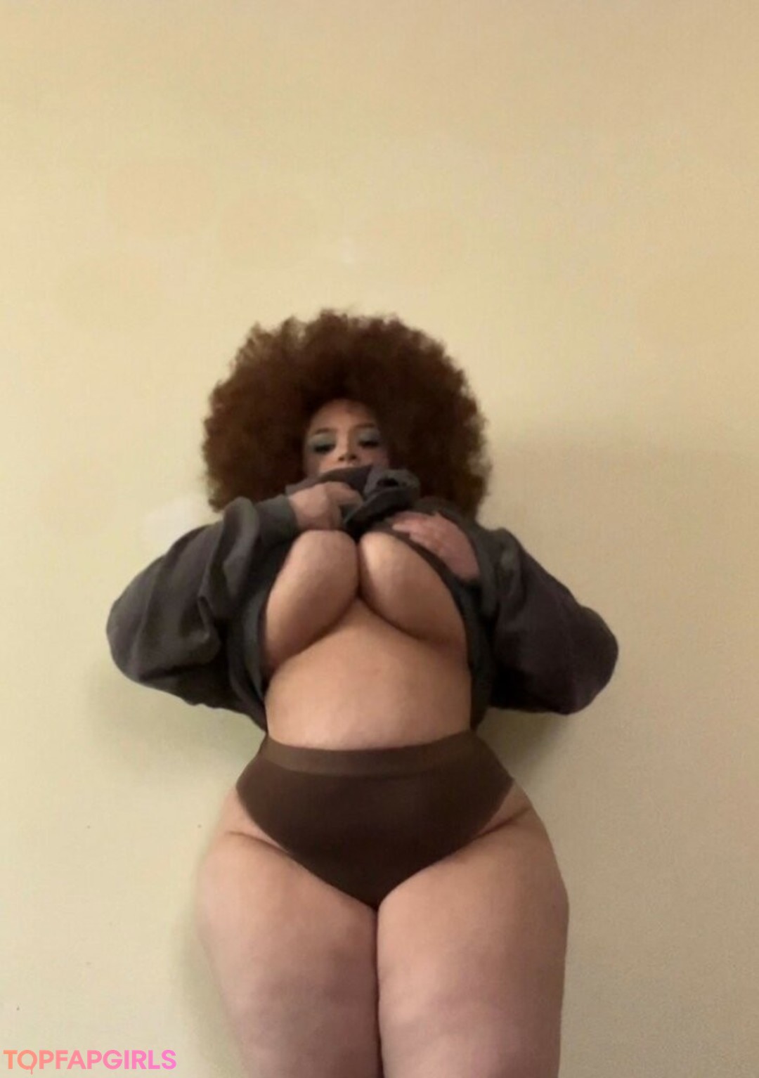 Обнаженная фотография утечки OnlyFans от Nikkie Ginger #34