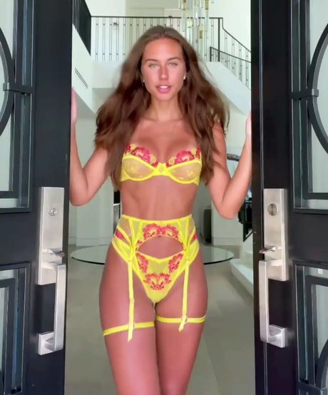 Brit Manuela