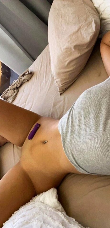 Nahá fotka uniklých OnlyFans od Saffronrk