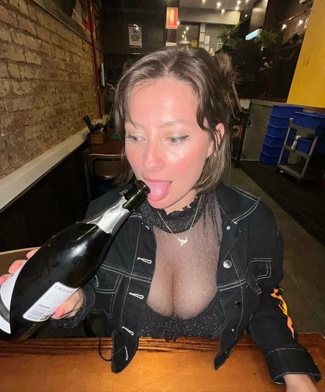 Bel Larcombe