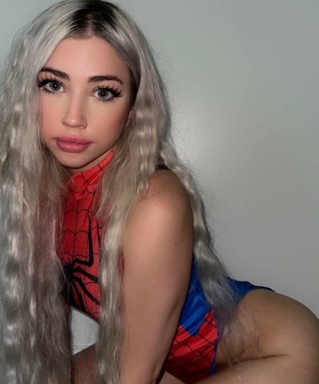 Nahá fotka uniklých OnlyFans od Hailsbee