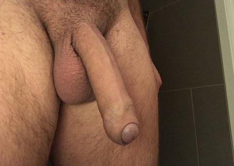 Alasti lekkinud OnlyFans-i pilt Keiranlee