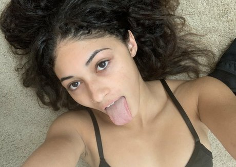 Foto di nudo di fuga di OnlyFans di Altheaj69free